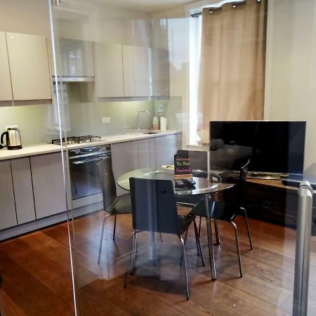 Stunning Soho Apartment Londen Buitenkant foto