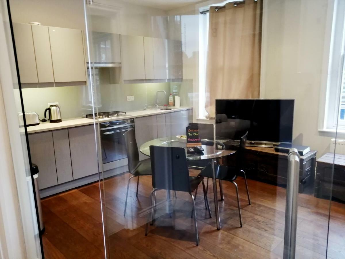 Stunning Soho Apartment Londen Buitenkant foto